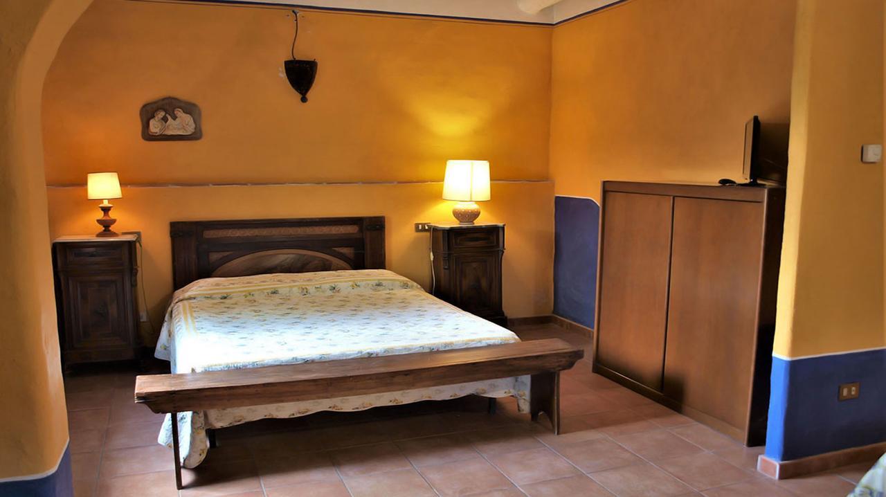 Agriturismo La Grotta Di Montecchino Sienne Extérieur photo